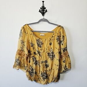 Bellambia Floral Silk Blouse Size M Crochet Arm Detail Lightweight Flowy Italy